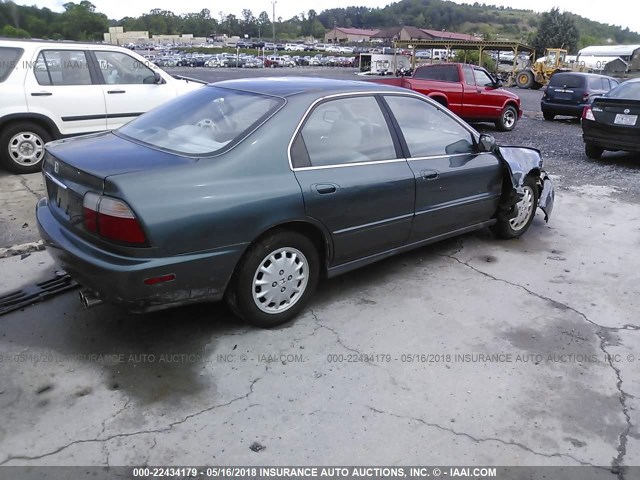 1HGCD5653TA155871 - 1996 HONDA ACCORD EX/EX-R GREEN photo 4