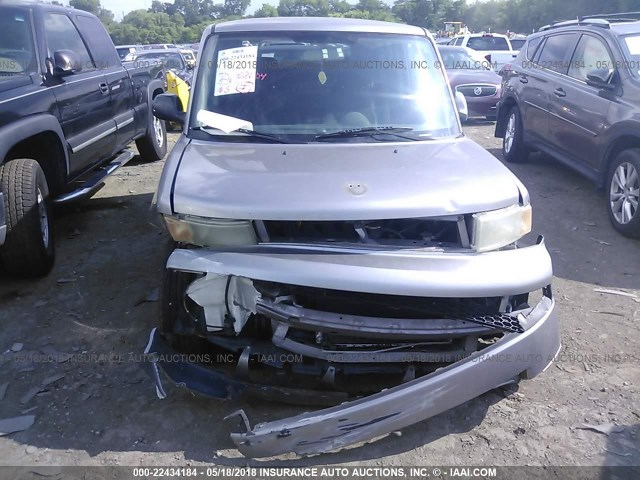 JTLKT324040162223 - 2004 TOYOTA SCION XB GRAY photo 6