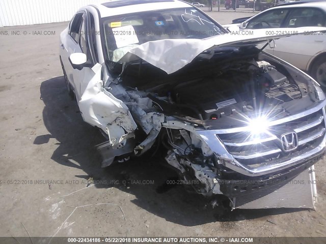 5J6TF1H54EL000715 - 2014 HONDA CROSSTOUR EXL WHITE photo 6