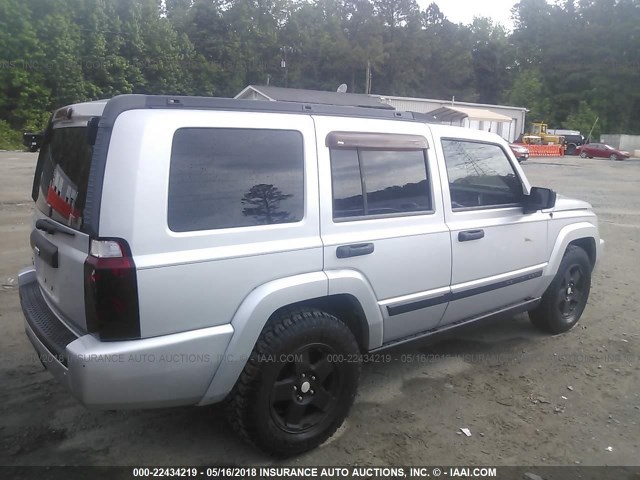 1J8HG48K66C134622 - 2006 JEEP COMMANDER GRAY photo 4