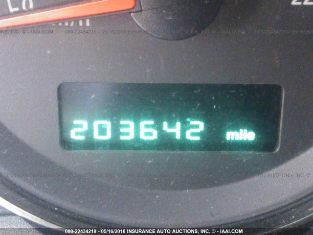 1J8HG48K66C134622 - 2006 JEEP COMMANDER GRAY photo 7