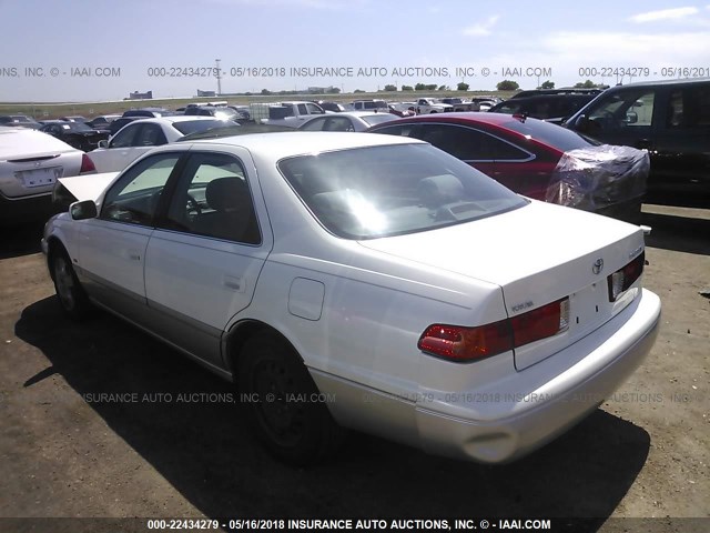 JT2BG22K410575646 - 2001 TOYOTA CAMRY CE/LE/XLE 白色 照片 3