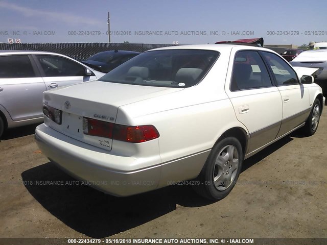 JT2BG22K410575646 - 2001 TOYOTA CAMRY CE/LE/XLE 白色 照片 4