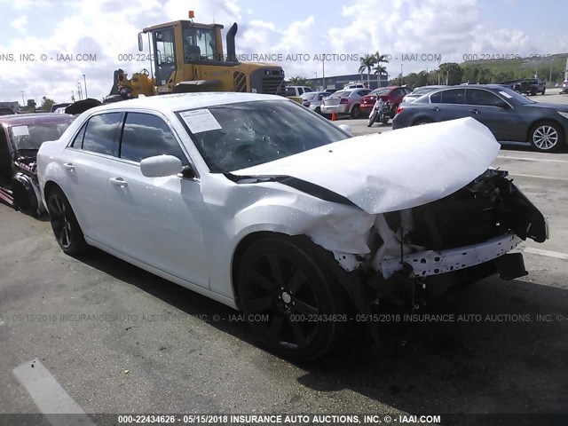 2C3CCAAG0FH814048 - 2015 CHRYSLER 300 LIMITED WHITE photo 1