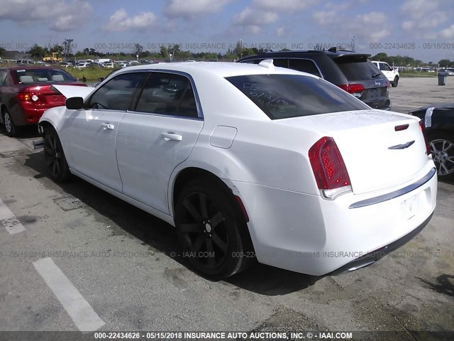 2C3CCAAG0FH814048 - 2015 CHRYSLER 300 LIMITED WHITE photo 3