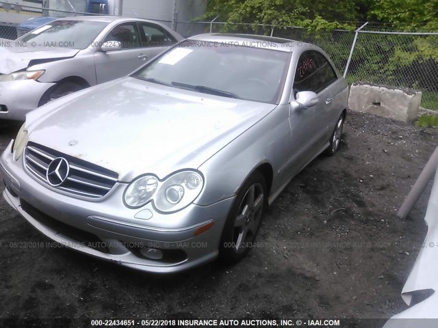 WDBTJ75J25F125170 - 2005 MERCEDES-BENZ CLK 500 SILVER photo 2