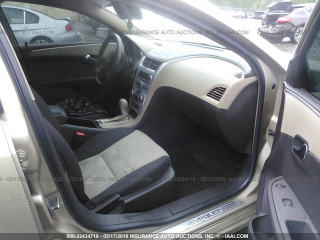 1G1ZG57B58F165812 - 2008 CHEVROLET MALIBU LS ოქროსფერი ფოტო 5