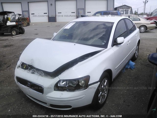 YV1MS382862164607 - 2006 VOLVO S40 2.4I WHITE photo 2