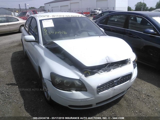 YV1MS382862164607 - 2006 VOLVO S40 2.4I WHITE photo 6