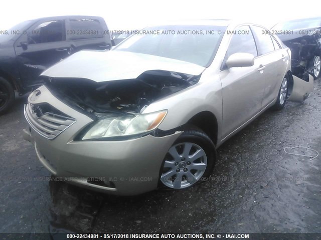 4T1BK46K38U569346 - 2008 TOYOTA CAMRY LE/XLE/SE ოქროსფერი ფოტო 2