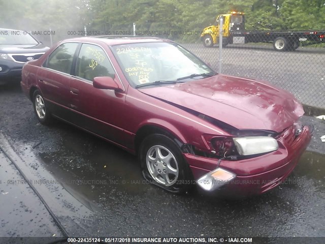 4T1BG22K3VU155636 - 1997 TOYOTA CAMRY CE/LE/XLE 红色 照片 1