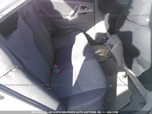 4T1BE46KX7U702951 - 2007 TOYOTA CAMRY NEW GENERAT CE/LE/XLE/SE WHITE photo 8