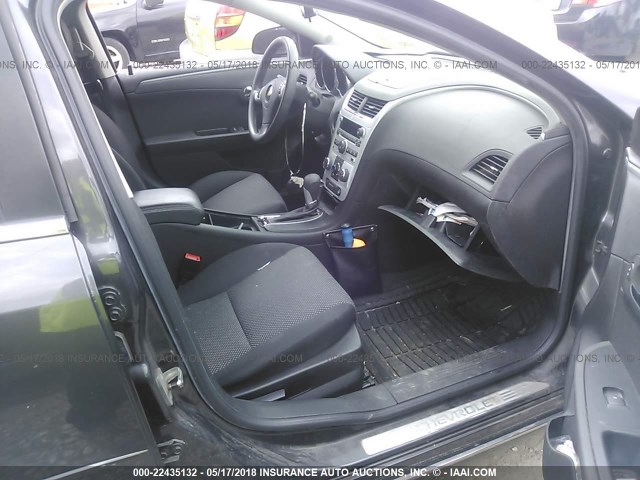 1G1ZC5E17BF124711 - 2011 CHEVROLET MALIBU 1LT 灰色 照片 5