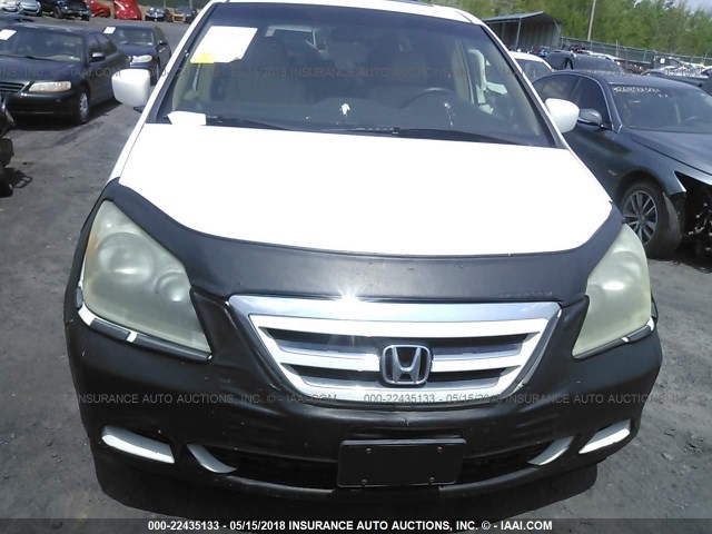 5FNRL387X6B452419 - 2006 HONDA ODYSSEY EXL თეთრი ფოტო 6