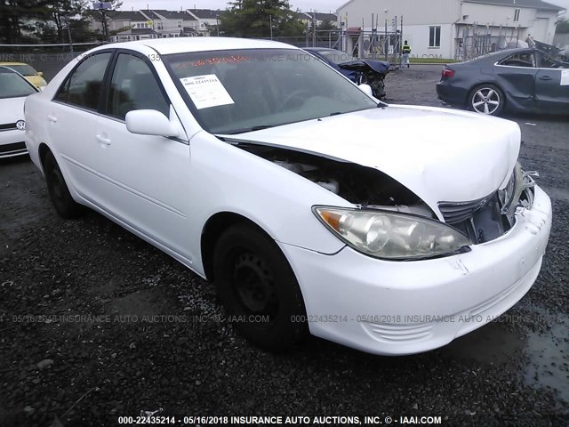 4T1BE30K56U728763 - 2006 TOYOTA CAMRY LE/XLE/SE თეთრი ფოტო 1