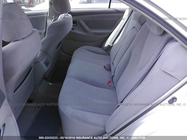 4T4BF3EK1AR045317 - 2010 TOYOTA CAMRY SE/LE/XLE SILVER photo 8