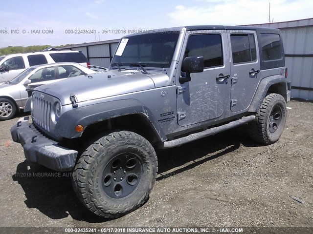 1C4BJWDG6GL108146 - 2016 JEEP WRANGLER UNLIMITE SPORT SILVER photo 2