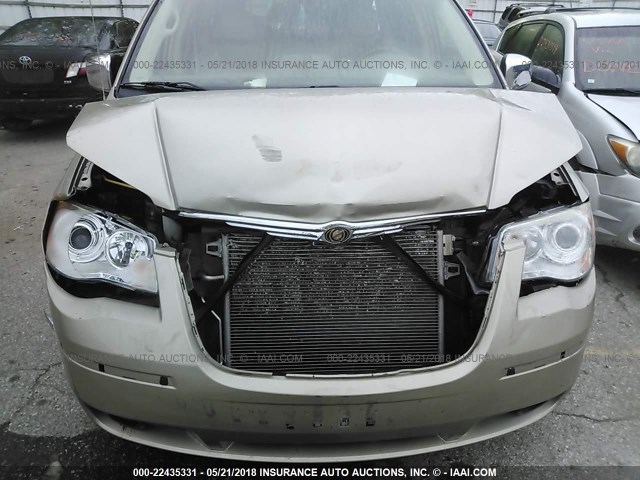 2A8HR64X48R148536 - 2008 CHRYSLER TOWN & COUNTRY LIMITED CREAM photo 6