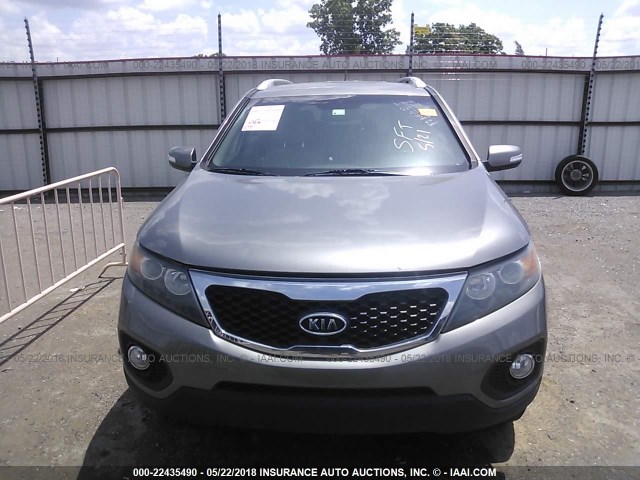 5XYKT4A12BG162711 - 2011 KIA SORENTO LX TAN photo 6