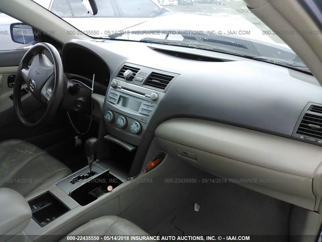 4T1BE46K68U767202 - 2008 TOYOTA CAMRY CE/LE/XLE/SE BLACK photo 5