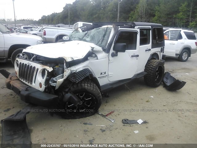 1J8GB39118L608456 - 2008 JEEP WRANGLER UNLIMITE X WHITE photo 2