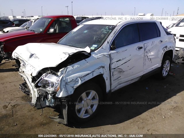 2GKALMEKXD6351156 - 2013 GMC TERRAIN SLE WHITE photo 2