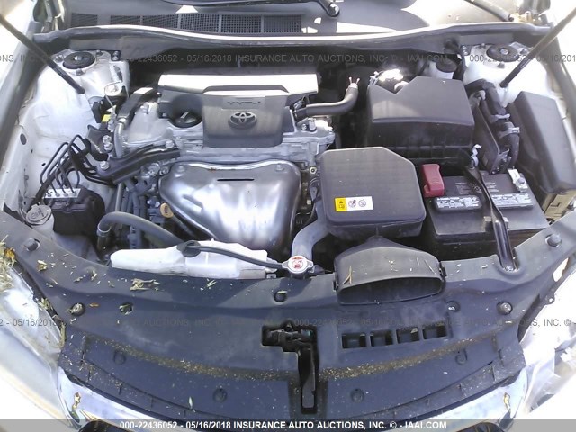 4T1BF1FK5HU750595 - 2017 TOYOTA CAMRY LE/XLE/SE/XSE Blanc photo 10