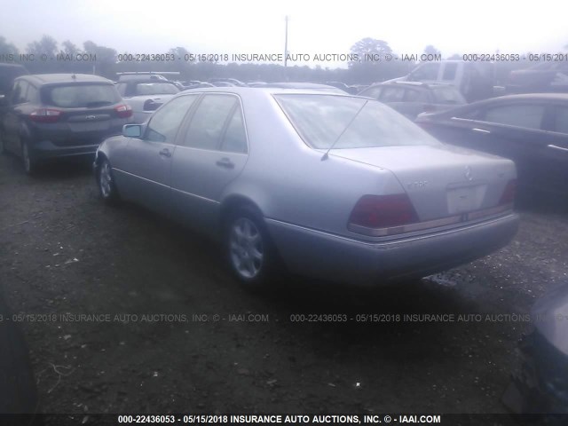 WDBGA32E0RA162304 - 1994 MERCEDES-BENZ S 320 SILVER photo 3