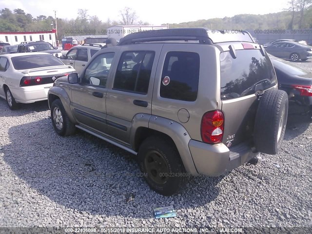 1J4GL38K34W312565 - 2004 JEEP LIBERTY RENEGADE Champagne photo 3