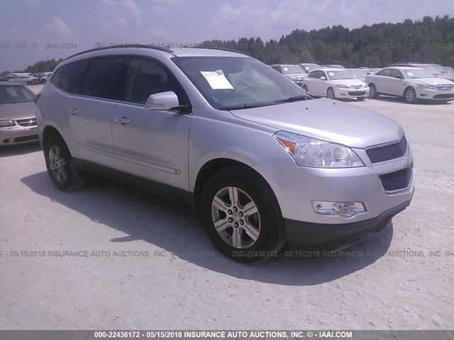 1GNLRGED7AS124321 - 2010 CHEVROLET TRAVERSE LT SILVER photo 1