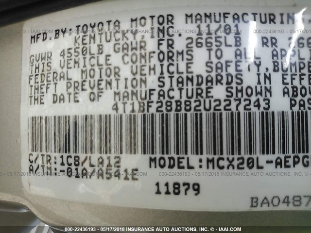 4T1BF28B82U227243 - 2002 TOYOTA AVALON XL/XLS SILVER photo 9