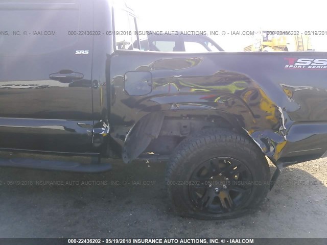 5TFCZ5AN3GX010985 - 2016 TOYOTA TACOMA DBL CAB/SR/SR5/TRD SPT/OR BLACK photo 6