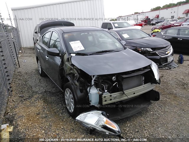 3N1CN7AP5JL814459 - 2018 NISSAN VERSA S/S PLUS/SV/SL GRAY photo 1