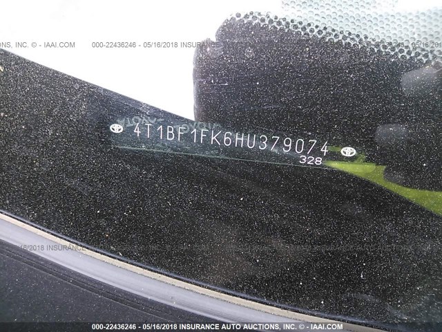 4T1BF1FK6HU379074 - 2017 TOYOTA CAMRY LE/XLE/SE/XSE ვერცხლისფერი ფოტო 9