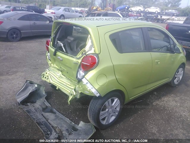 KL8CB6S99EC411272 - 2014 CHEVROLET SPARK LS GREEN photo 4