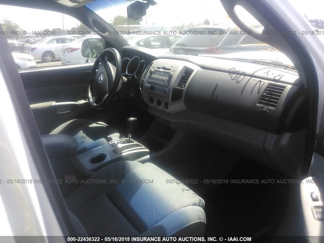3TMJU62N59M076781 - 2009 TOYOTA TACOMA DOUBLE CAB PRERUNNER WHITE photo 5