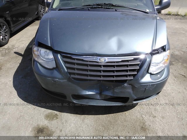 2A4GP54L37R259135 - 2007 CHRYSLER TOWN & COUNTRY TOURING Light Blue photo 6