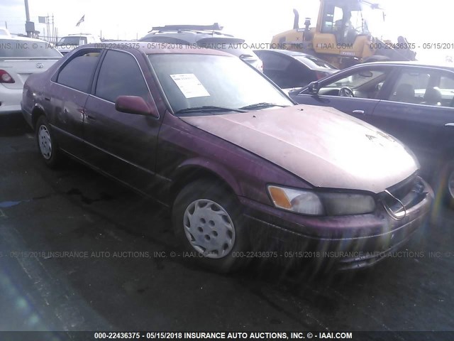 JT2BG22K0W0187417 - 1998 TOYOTA CAMRY CE/LE/XLE RED photo 1