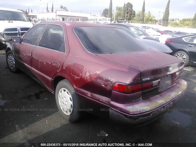 JT2BG22K0W0187417 - 1998 TOYOTA CAMRY CE/LE/XLE RED photo 3