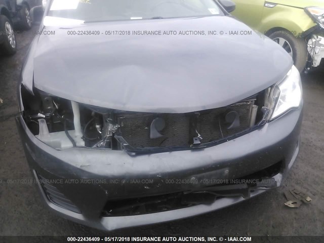 4T4BF1FK0ER393943 - 2014 TOYOTA CAMRY L/SE/LE/XLE 灰色 照片 6