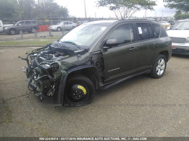 1C4NJCBB4FD431557 - 2015 JEEP COMPASS SPORT GREEN photo 2