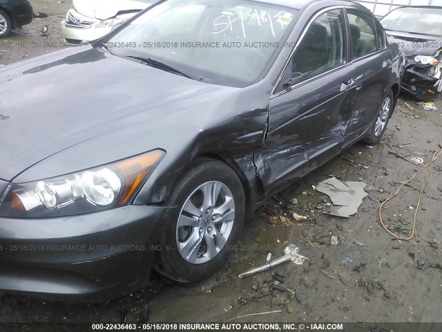 1HGCP2F46CA097686 - 2012 HONDA ACCORD LXP GRAY photo 6