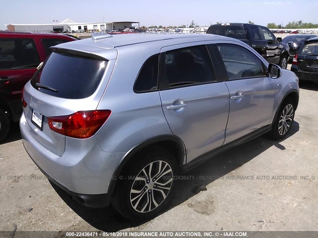 JA4AP3AU0HZ003520 - 2017 MITSUBISHI OUTLANDER SPORT ES/SE SILVER photo 4