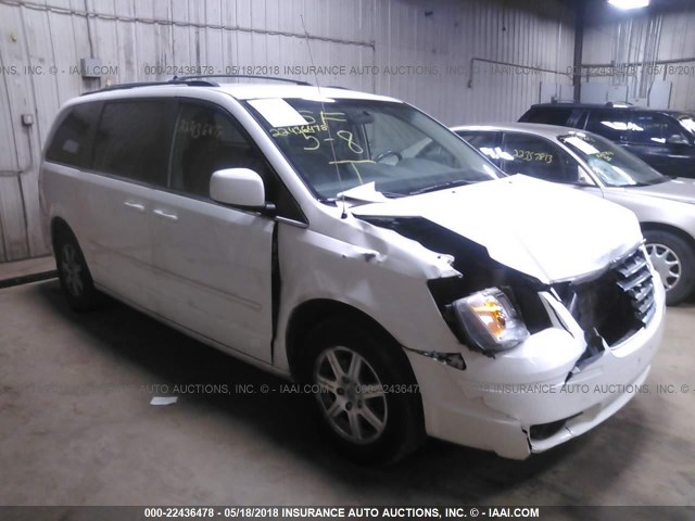 2A8HR54P78R777167 - 2008 CHRYSLER TOWN & COUNTRY TOURING WHITE photo 1