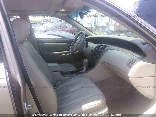 4T1BF28B9YU057466 - 2000 TOYOTA AVALON XL/XLS TAN photo 5