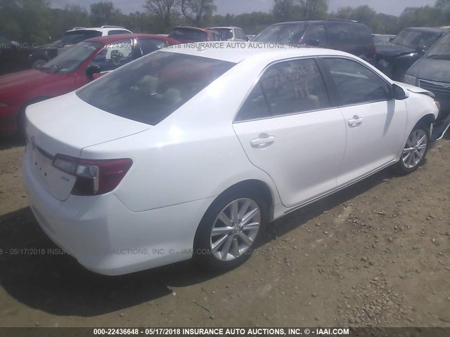 4T1BF1FK0EU870851 - 2014 TOYOTA CAMRY L/SE/LE/XLE 白色 照片 4