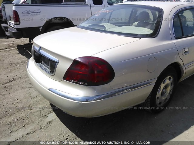 1LNHM97V0XY664481 - 1999 LINCOLN CONTINENTAL  棕色 照片 6
