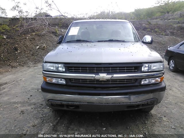 1GCEK14V61Z255891 - 2001 CHEVROLET SILVERADO K1500 TAN photo 6