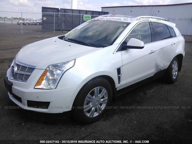 3GYFNDE32CS651952 - 2012 CADILLAC SRX LUXURY COLLECTION WHITE photo 2