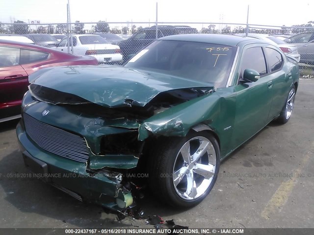 2B3KA53H66H137454 - 2006 DODGE CHARGER R/T GREEN photo 2